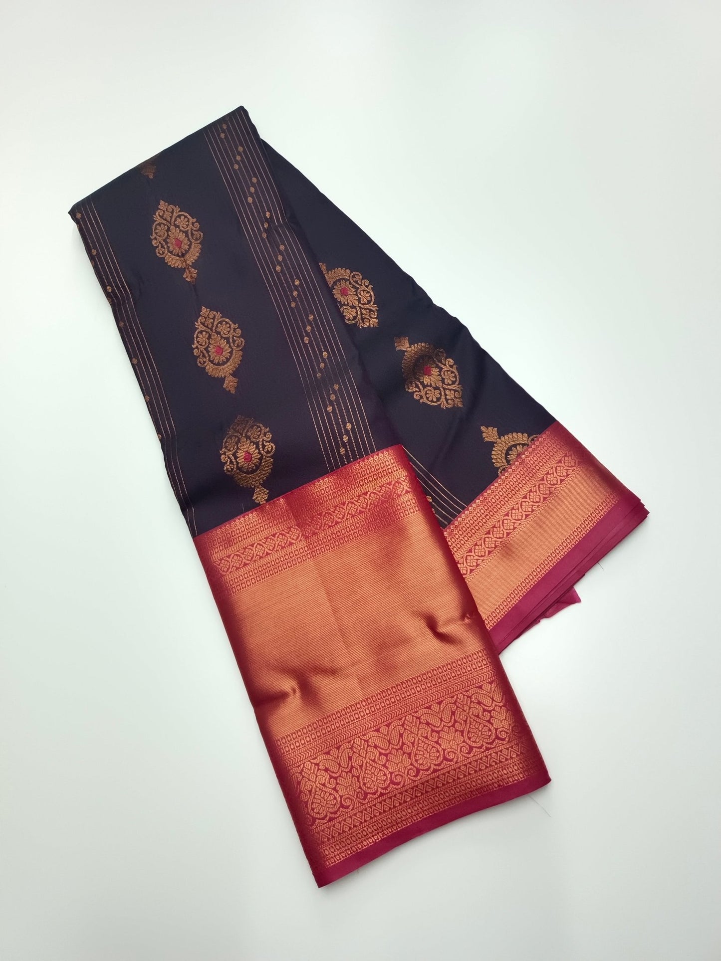 KANCHIPURAM SEMI SILK SAREE - B S CHANNABASAPPA & SONS
