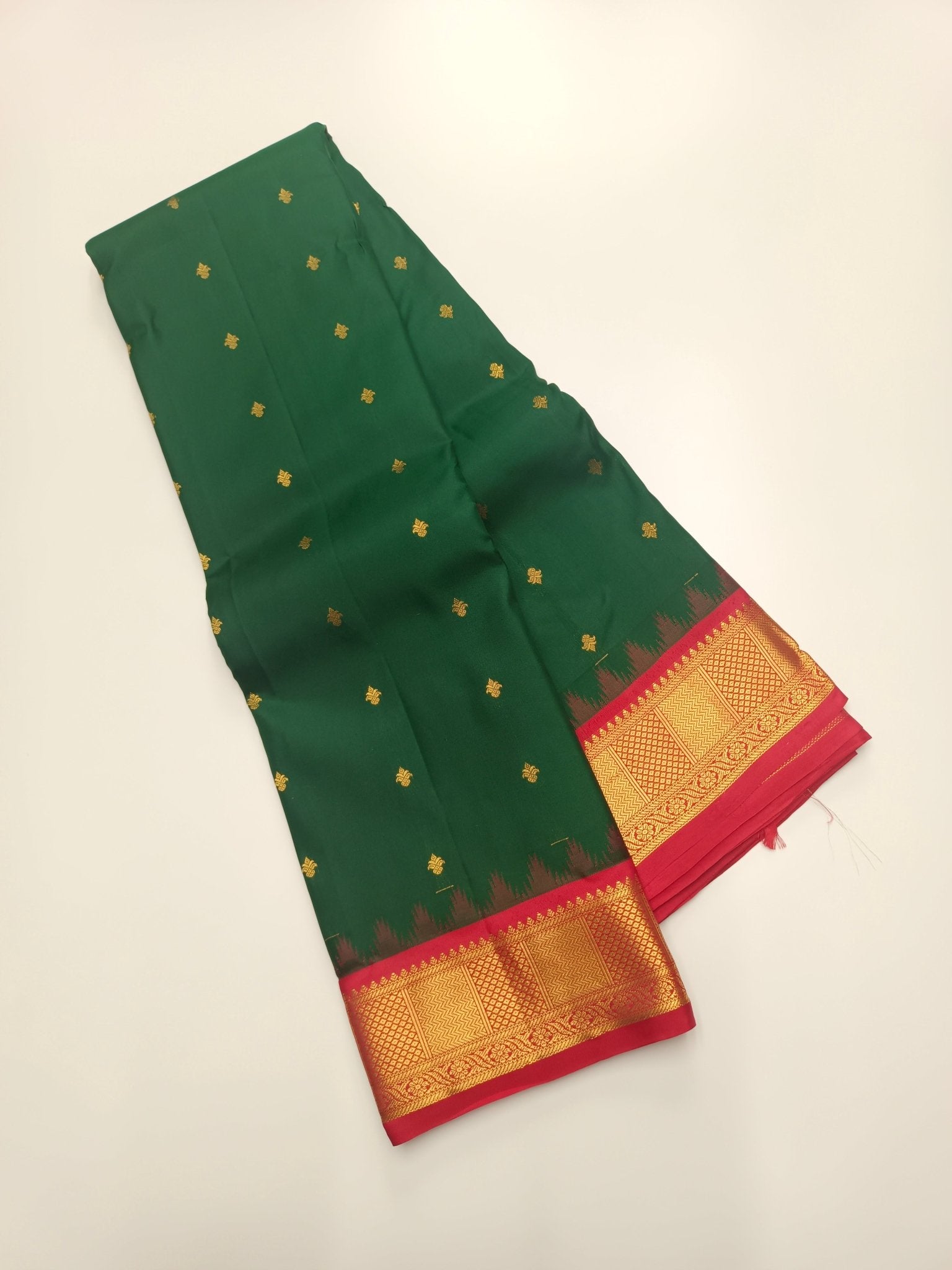 KANCHIPURAM PURE SILK SAREE - B S CHANNABASAPPA & SONS