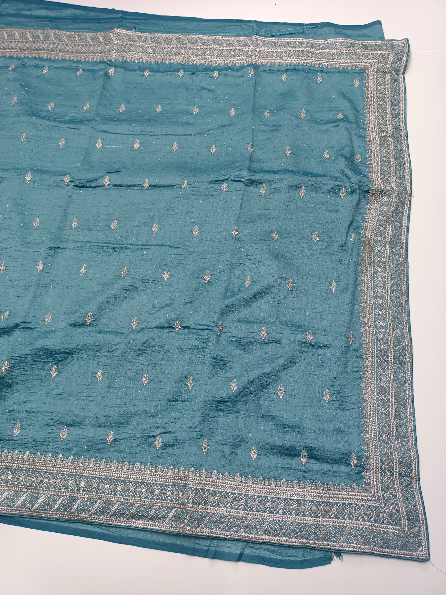 FANCY THREAD WORK SAREE