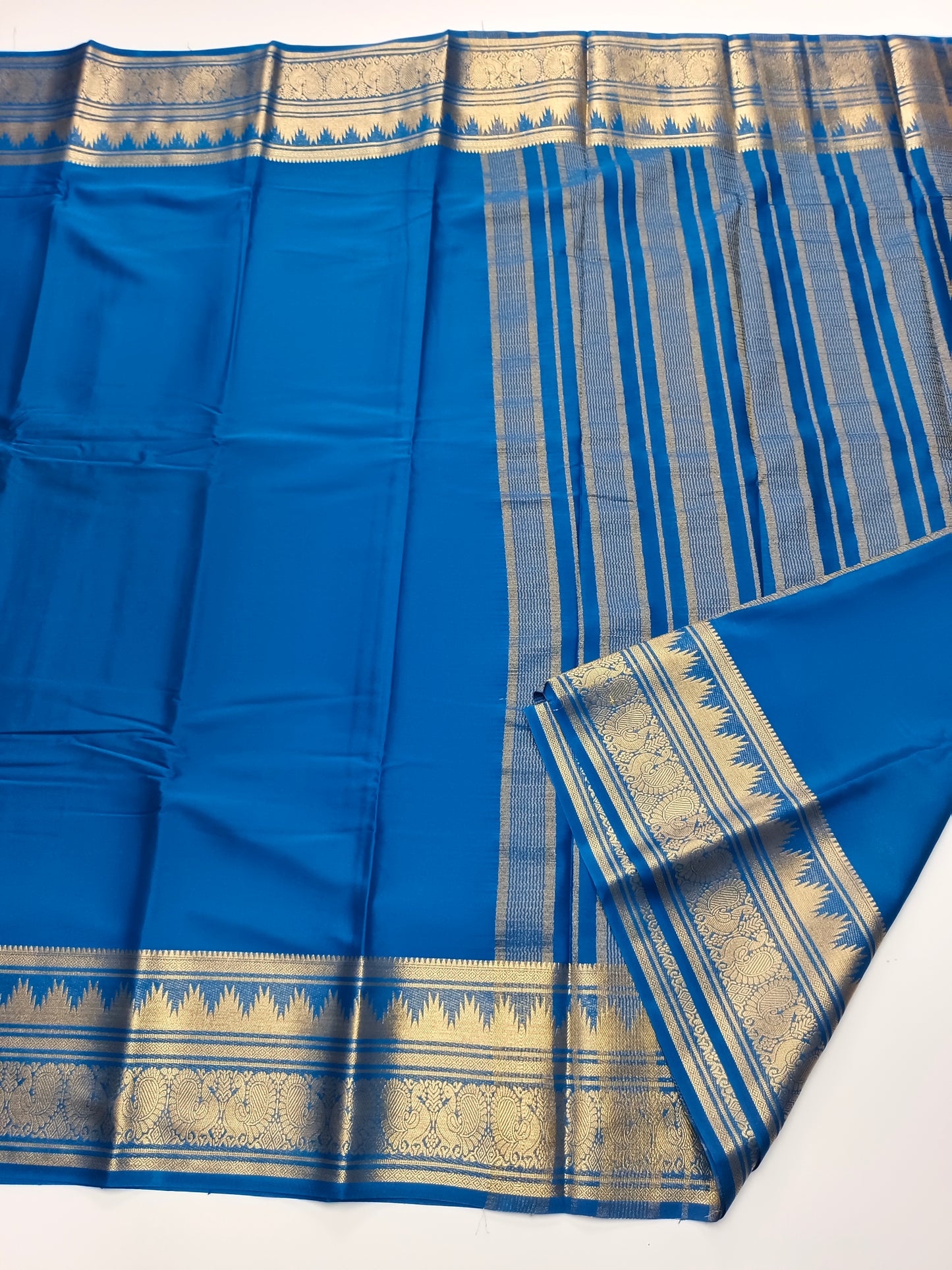 SEMI CREPE SILK SAREE (STAIN PROOF)