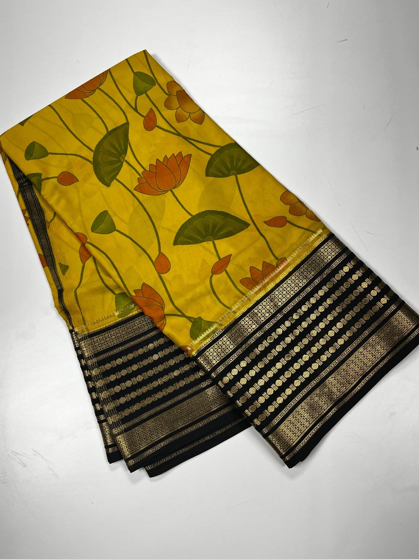 FANCY CREPE SAREE - B S CHANNABASAPPA & SONS