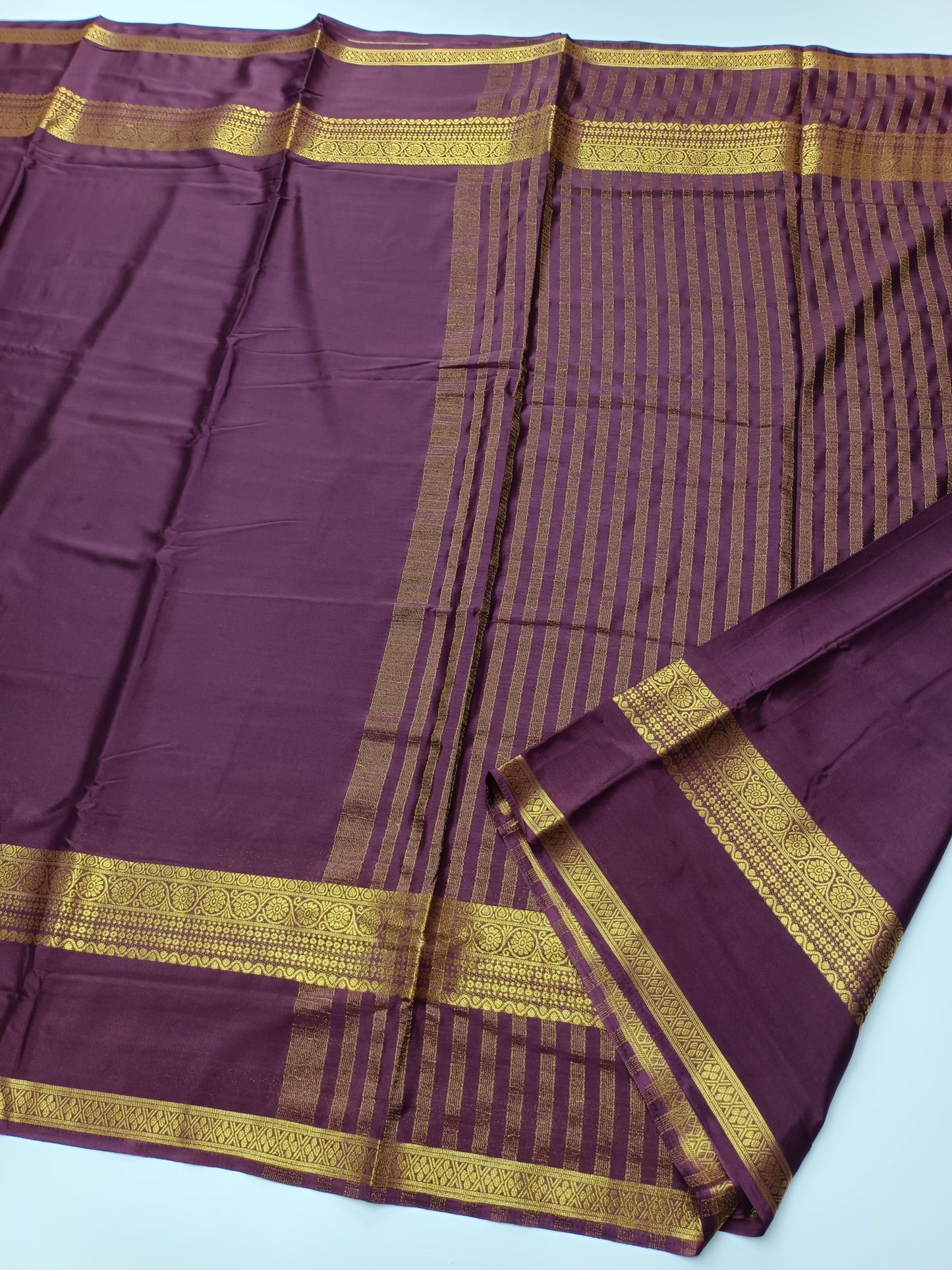 FANCY SEMI CREPE SILK SAREE - B S CHANNABASAPPA & SONS