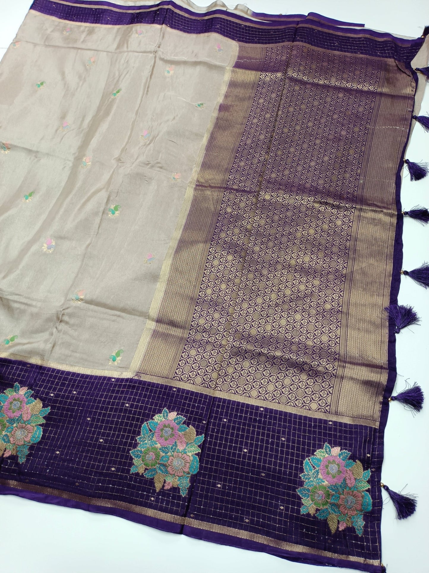 FANCY SEMI CREPE SILK SAREE - B S CHANNABASAPPA & SONS