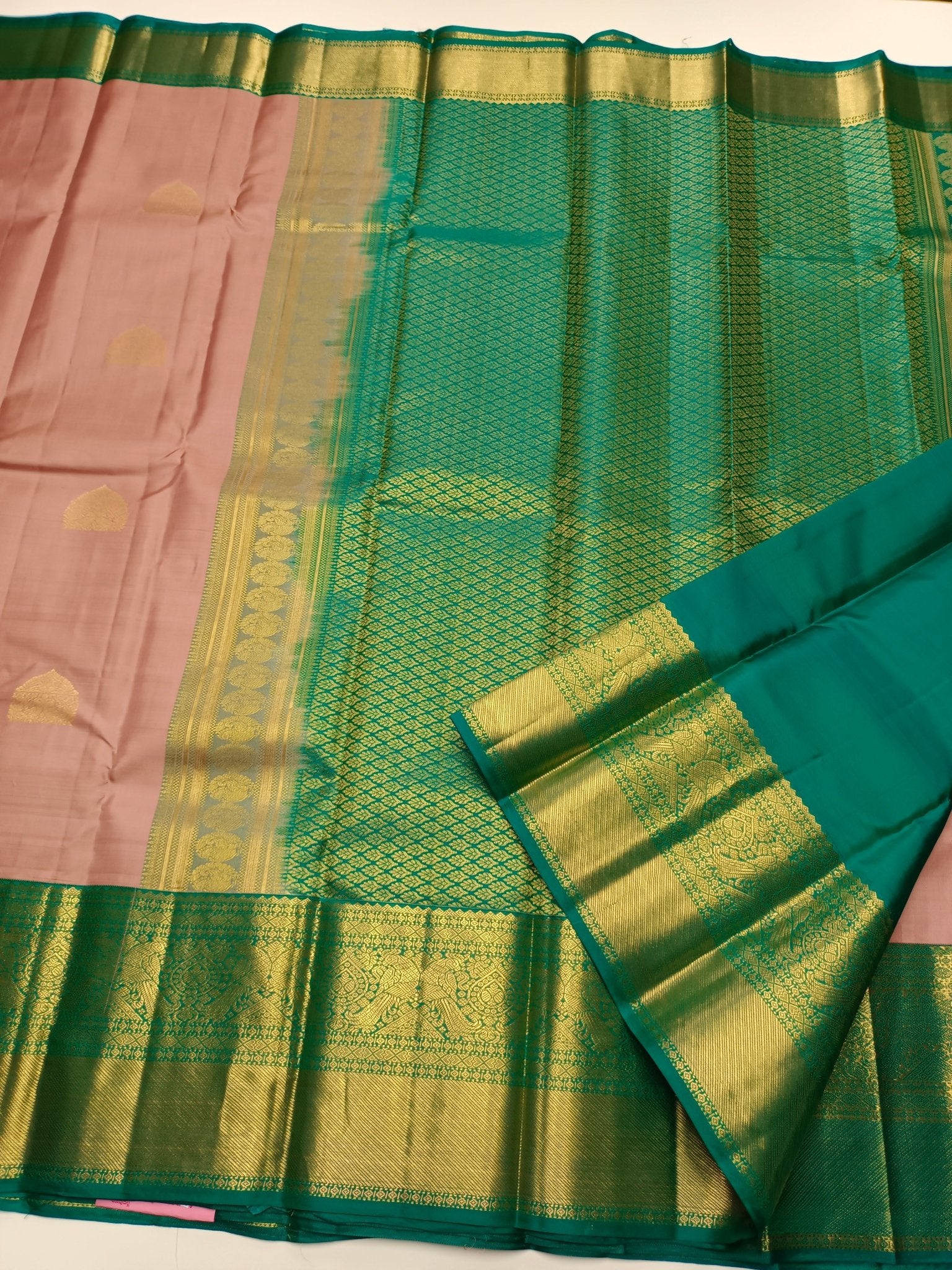 KANCHIPURAM PURE SILK SAREE - B S CHANNABASAPPA & SONS