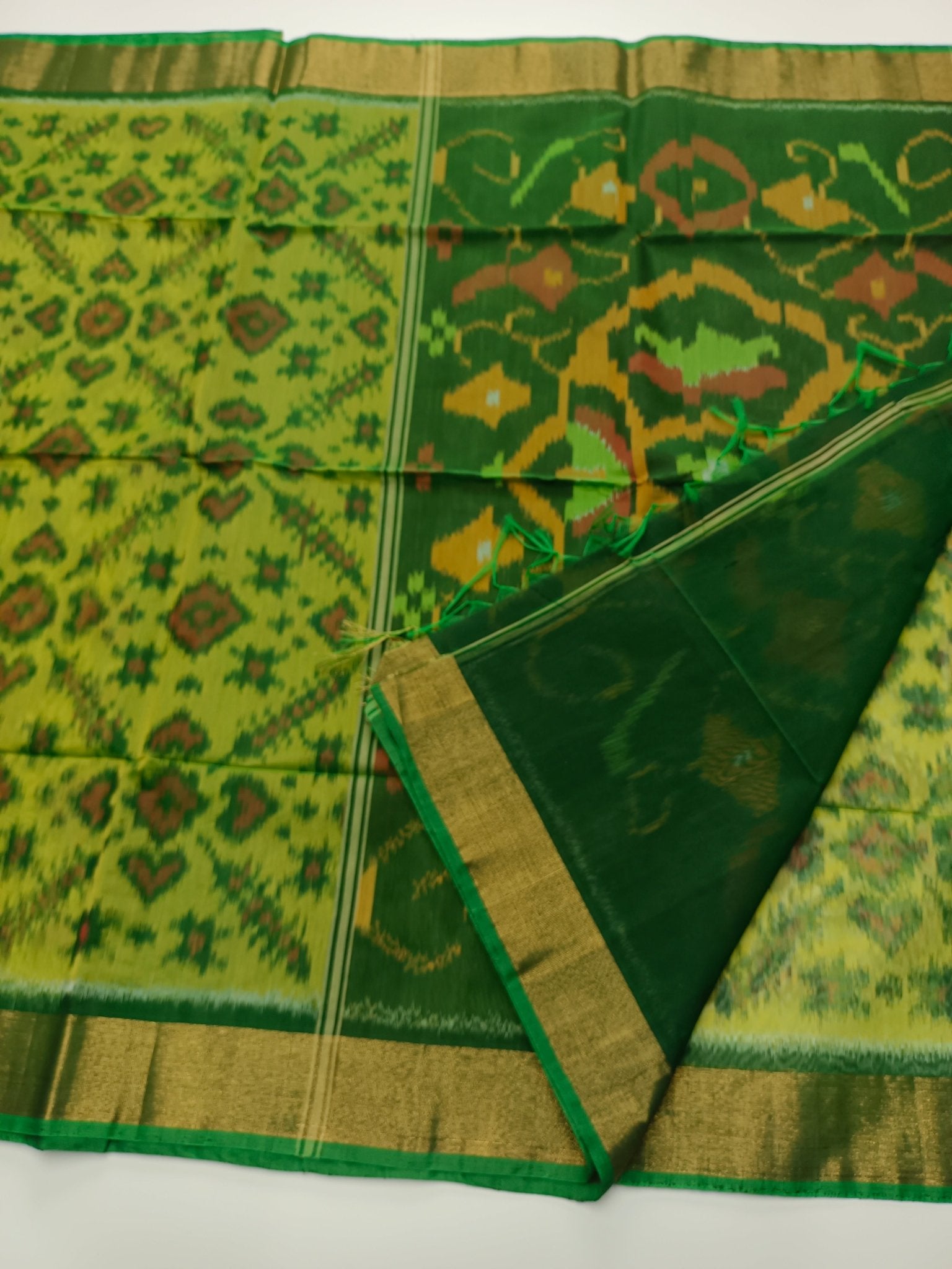 FANCY IKKAT COTTON SAREE - B S CHANNABASAPPA & SONS