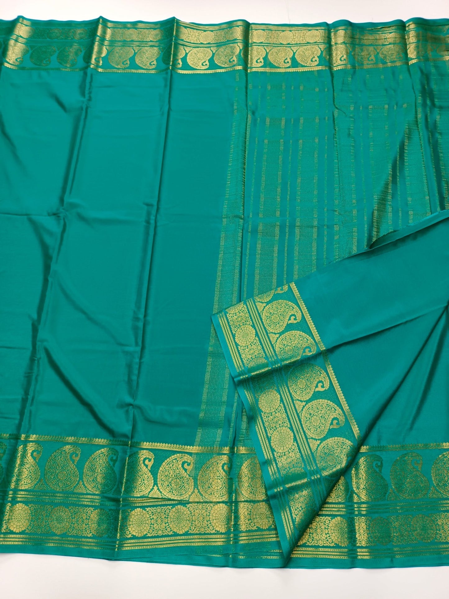 SEMI CREPE SILK SAREE - B S CHANNABASAPPA & SONS