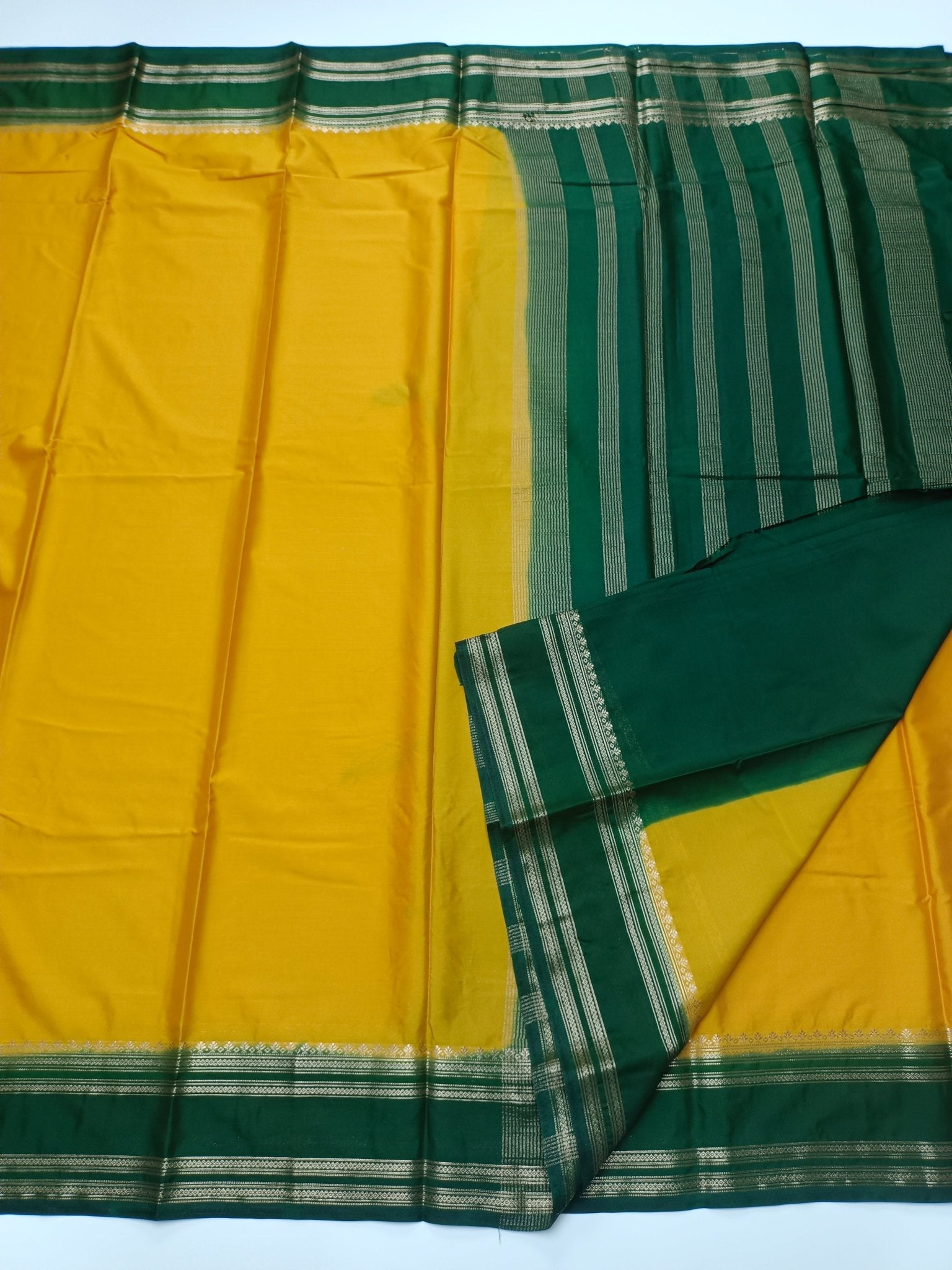 ART CREPE SAREE - B S CHANNABASAPPA & SONS