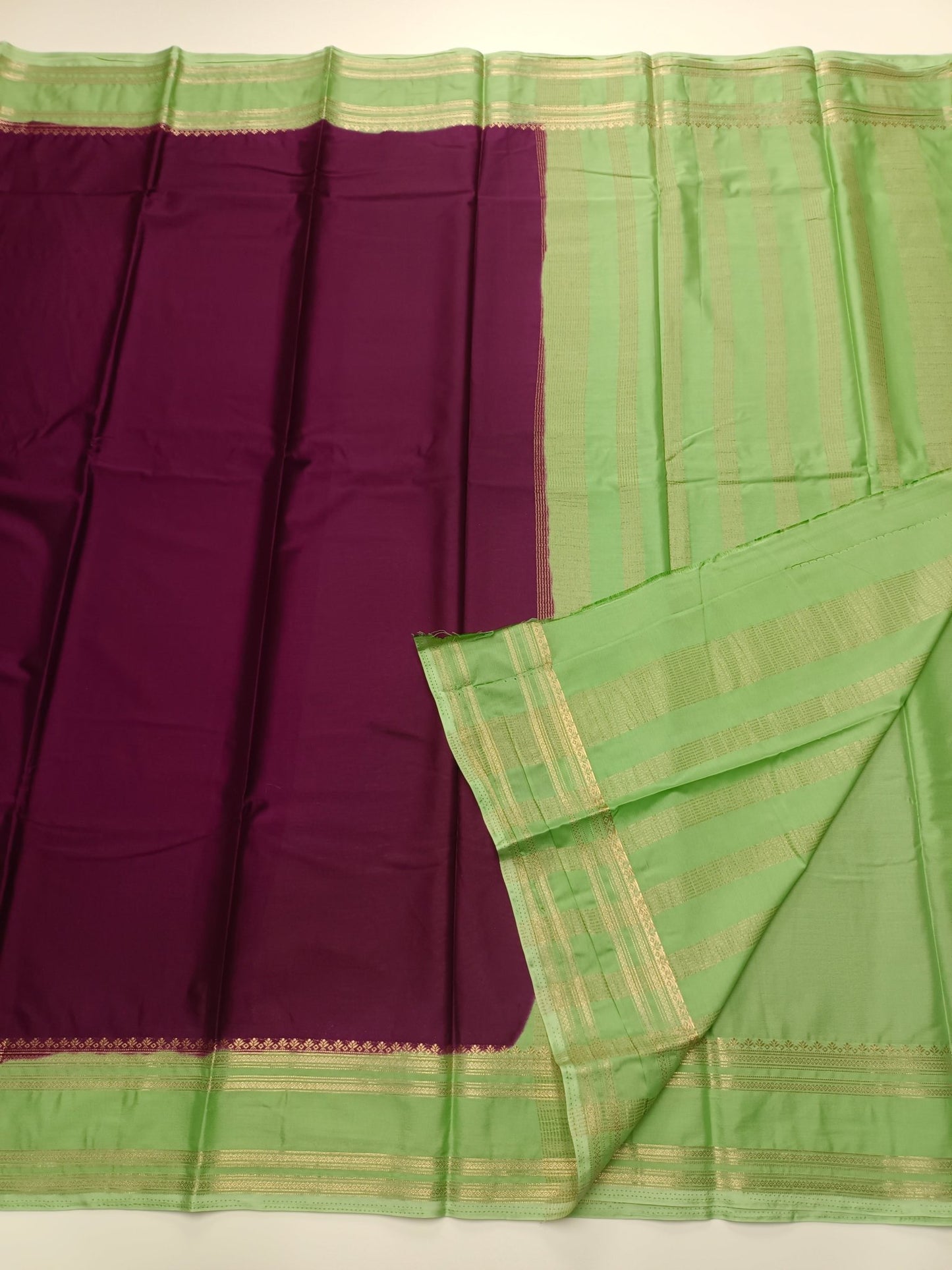 ART CREPE SAREE - B S CHANNABASAPPA & SONS