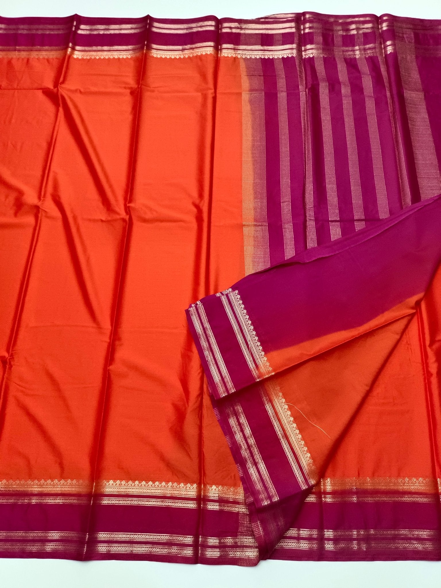 ART CREPE SAREE - B S CHANNABASAPPA & SONS