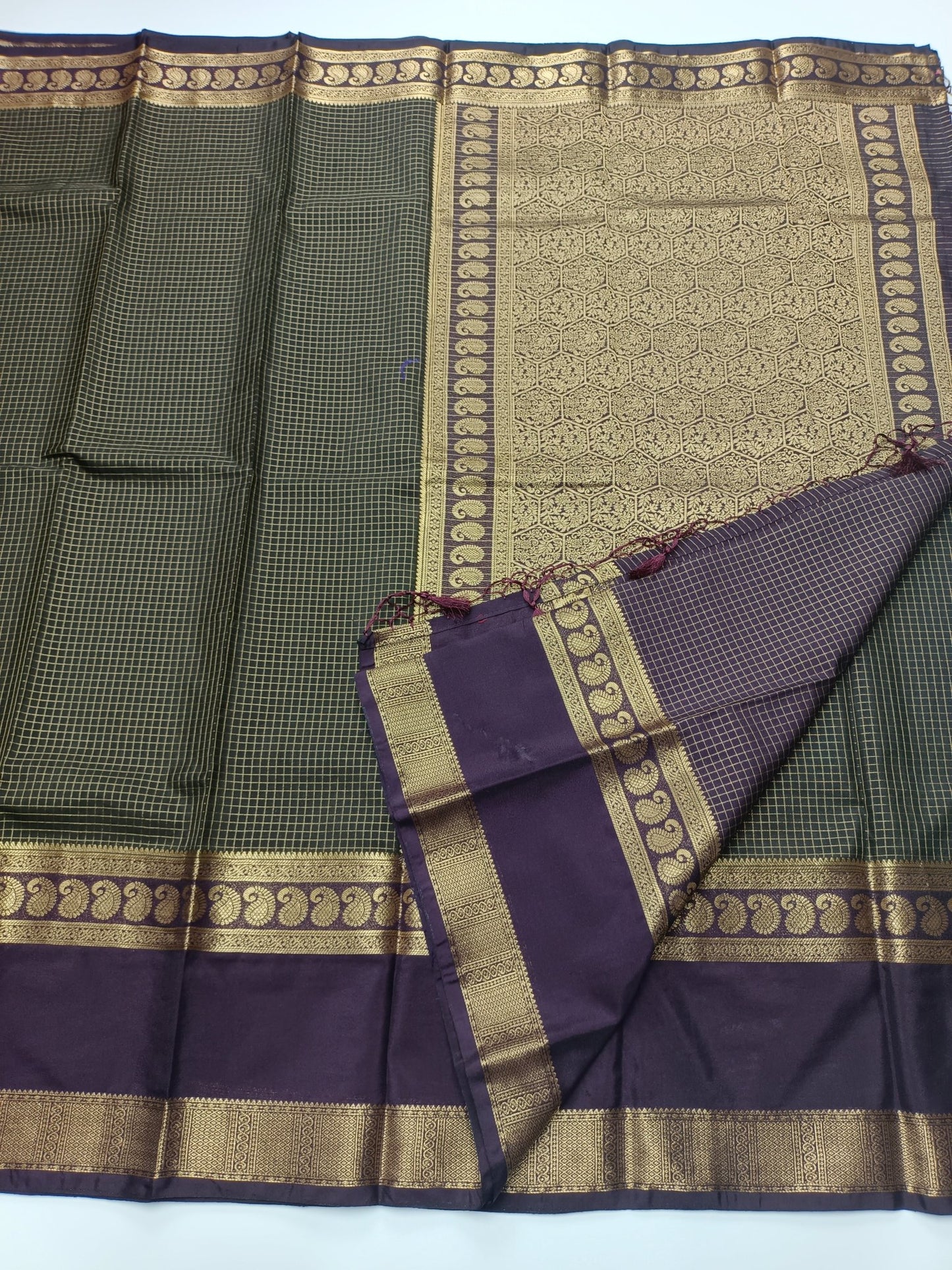 SEMI CREPE SILK SAREE - B S CHANNABASAPPA & SONS