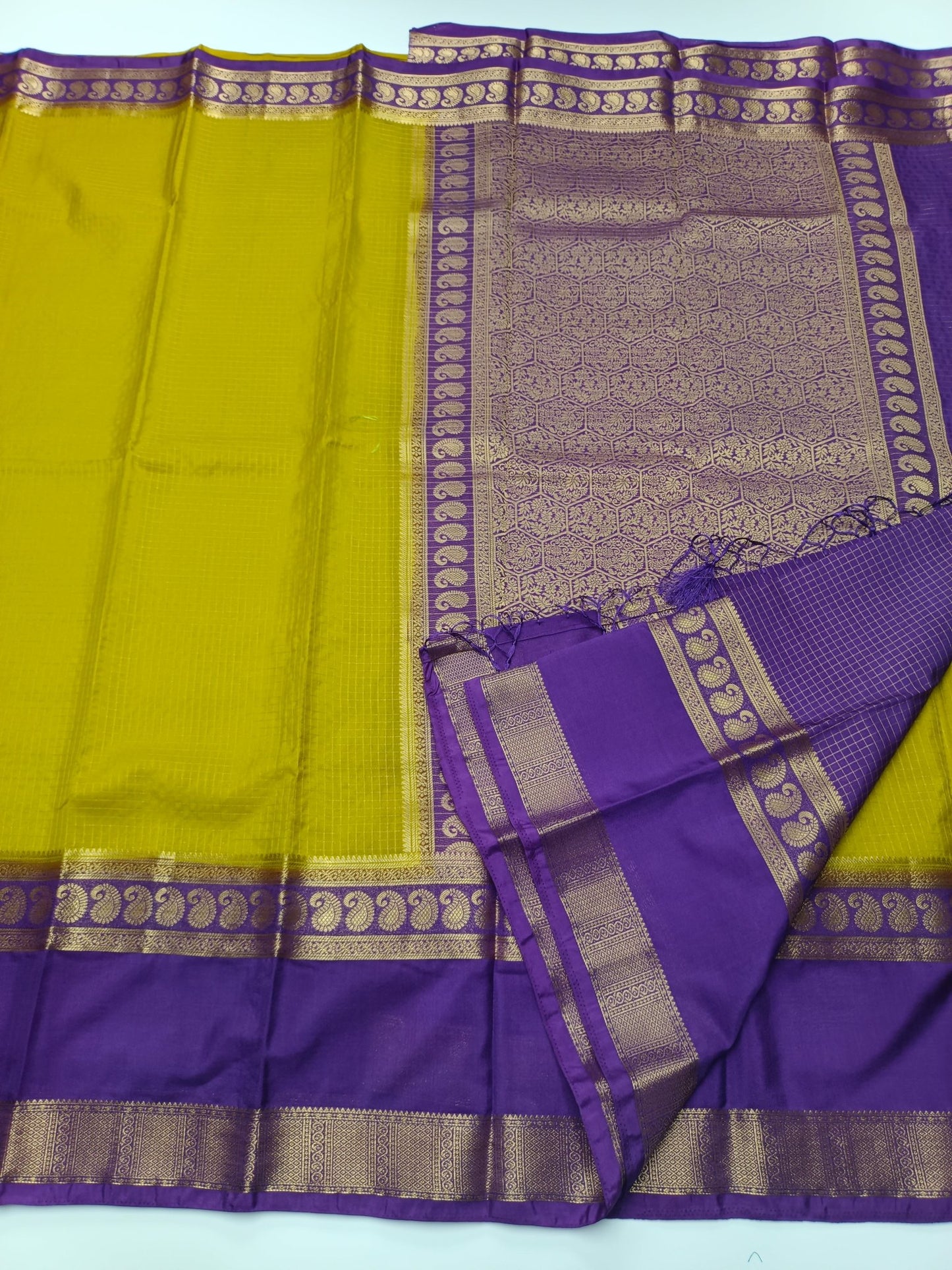 SEMI CREPE SILK SAREE - B S CHANNABASAPPA & SONS