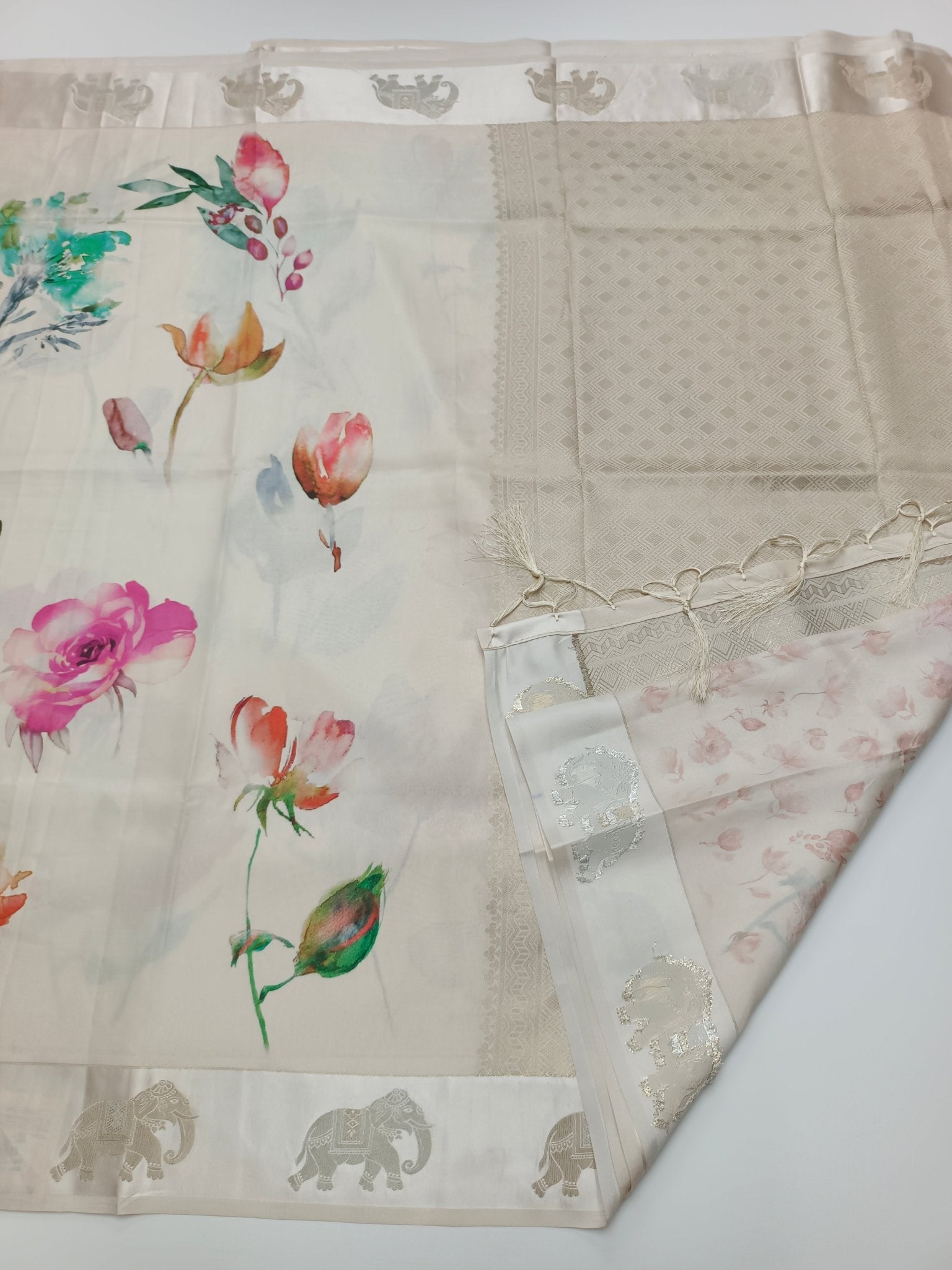 FANCY DIGITAL CREPE SILK SAREE - B S CHANNABASAPPA & SONS