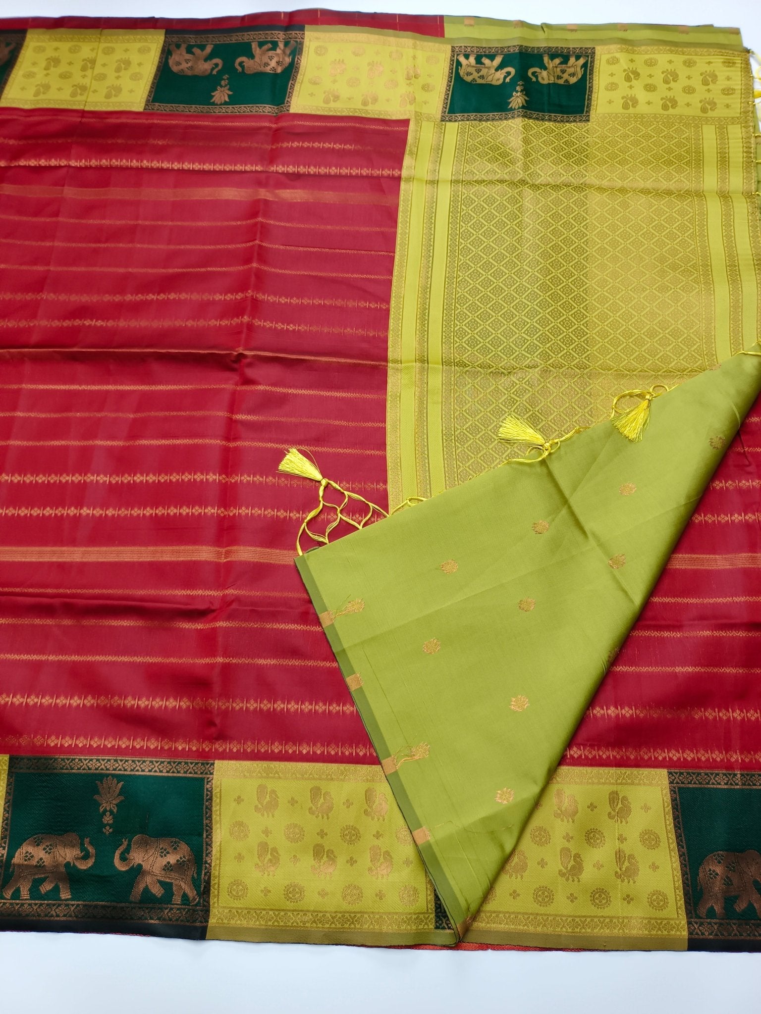 SOFT RAW SILK SAREE - B S CHANNABASAPPA & SONS