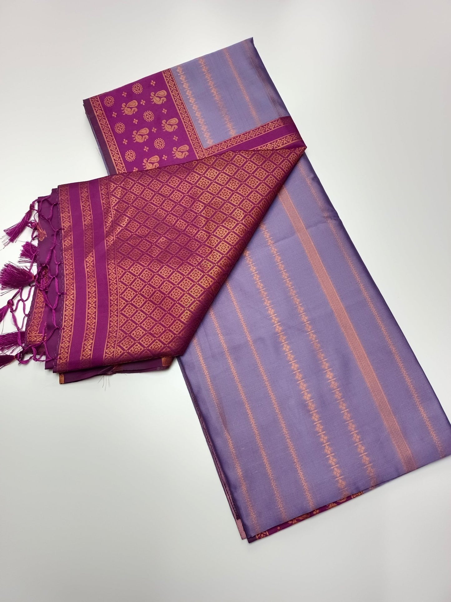 SOFT RAW SILK SAREE - B S CHANNABASAPPA & SONS