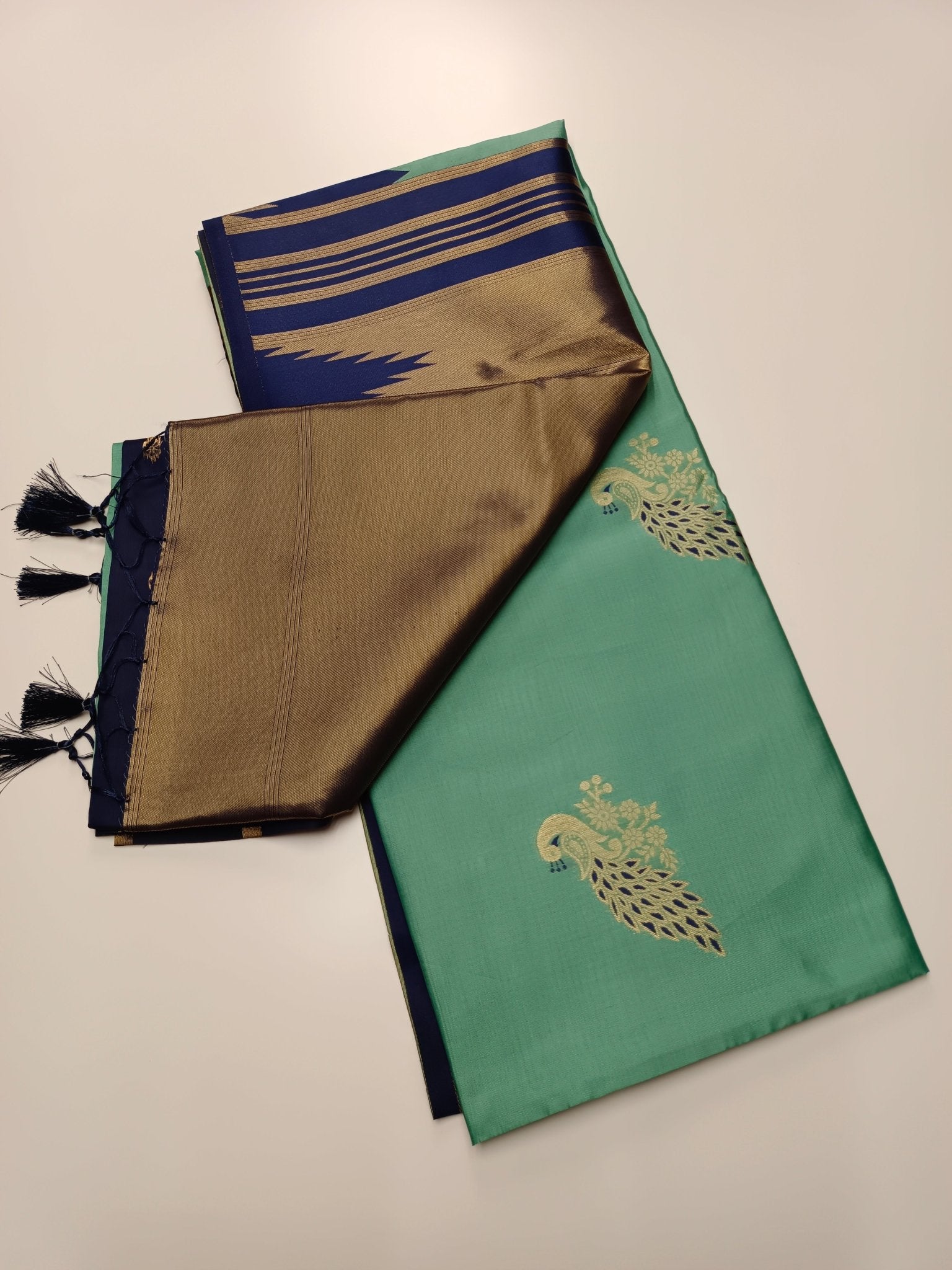 SOFT RAW SILK SAREE - B S CHANNABASAPPA & SONS