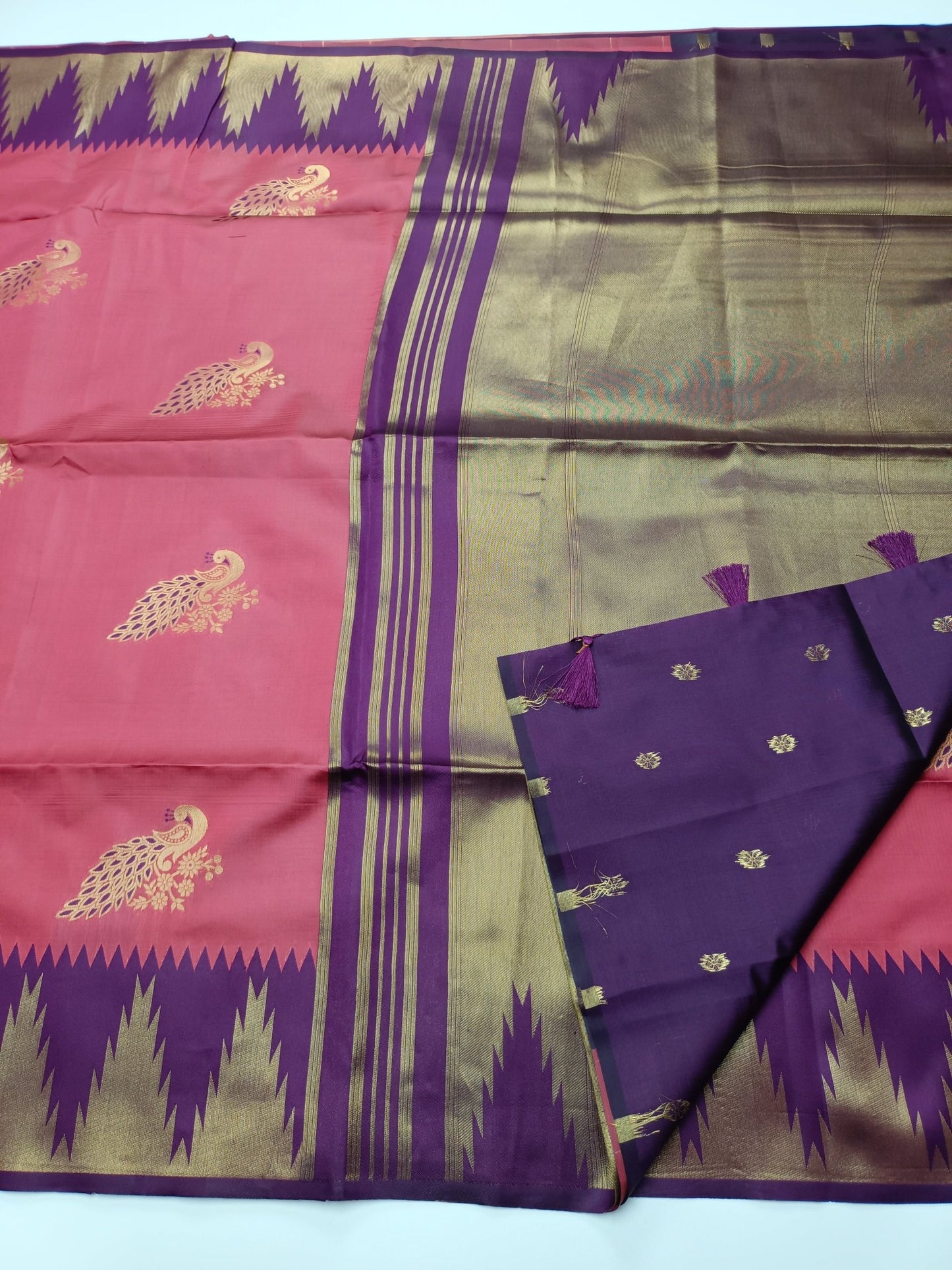 SOFT RAW SILK SAREE - B S CHANNABASAPPA & SONS