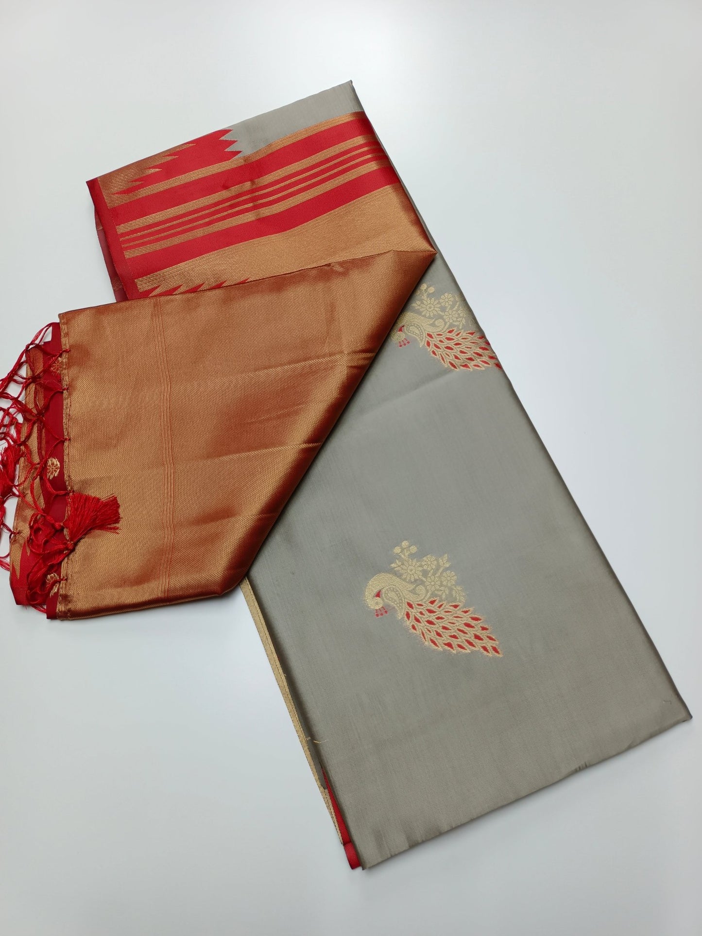 SOFT RAW SILK SAREE - B S CHANNABASAPPA & SONS