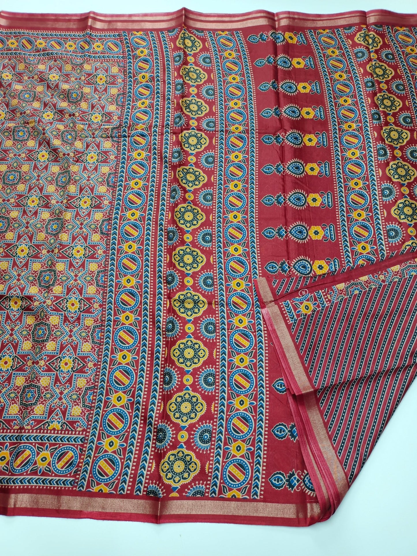 FANCY DOLA SILK SAREE - B S CHANNABASAPPA & SONS