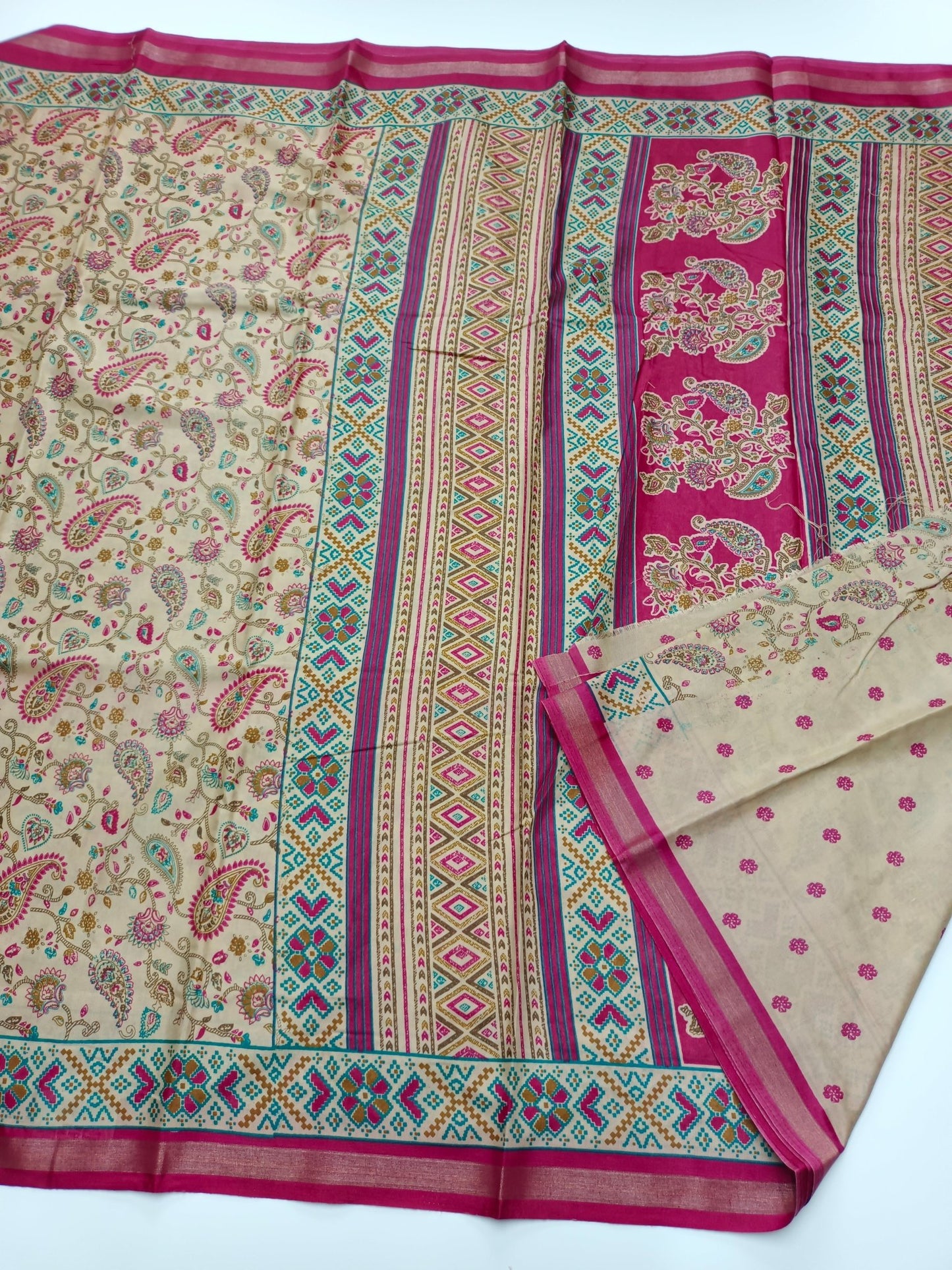 FANCY DOLA SILK SAREE - B S CHANNABASAPPA & SONS