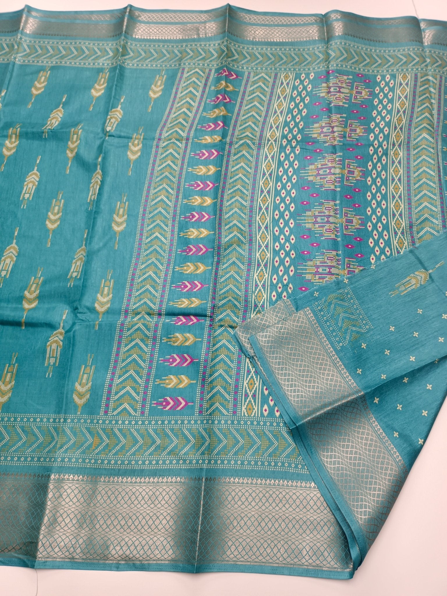 FANCY DOLA SILK SAREE - B S CHANNABASAPPA & SONS