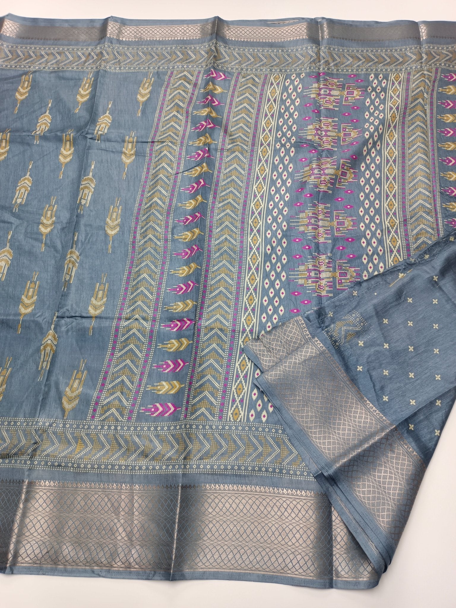 FANCY DOLA SILK SAREE - B S CHANNABASAPPA & SONS