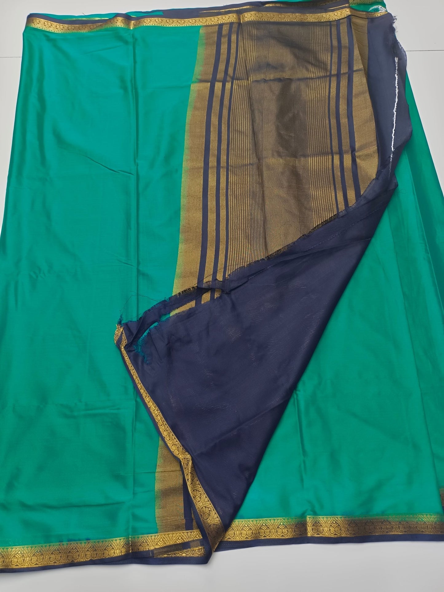 ART CREPE SILK SAREE - B S CHANNABASAPPA & SONS