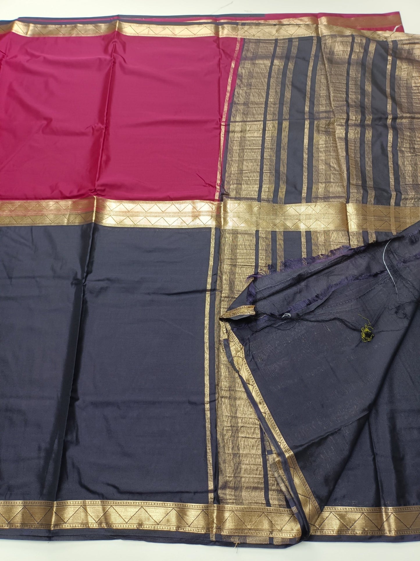 2D SEMI CREPE SILK SAREE - B S CHANNABASAPPA & SONS