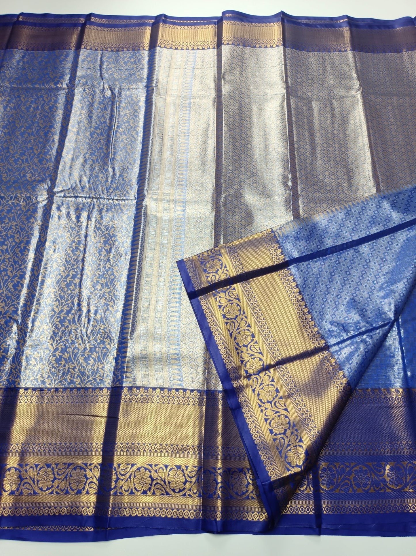 FANCY BROCADE SAREE - B S CHANNABASAPPA & SONS