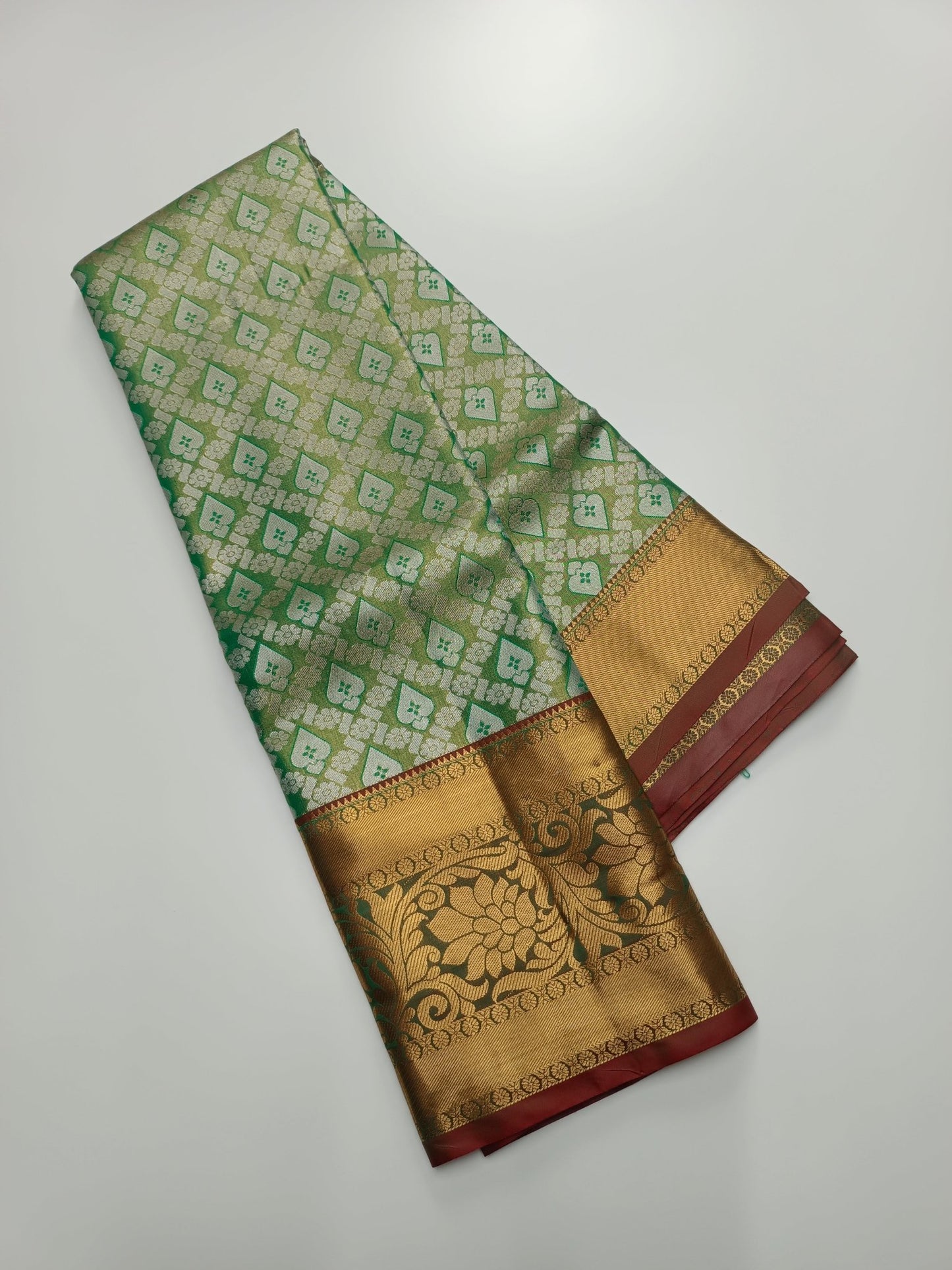 FANCY BROCADE SAREE - B S CHANNABASAPPA & SONS