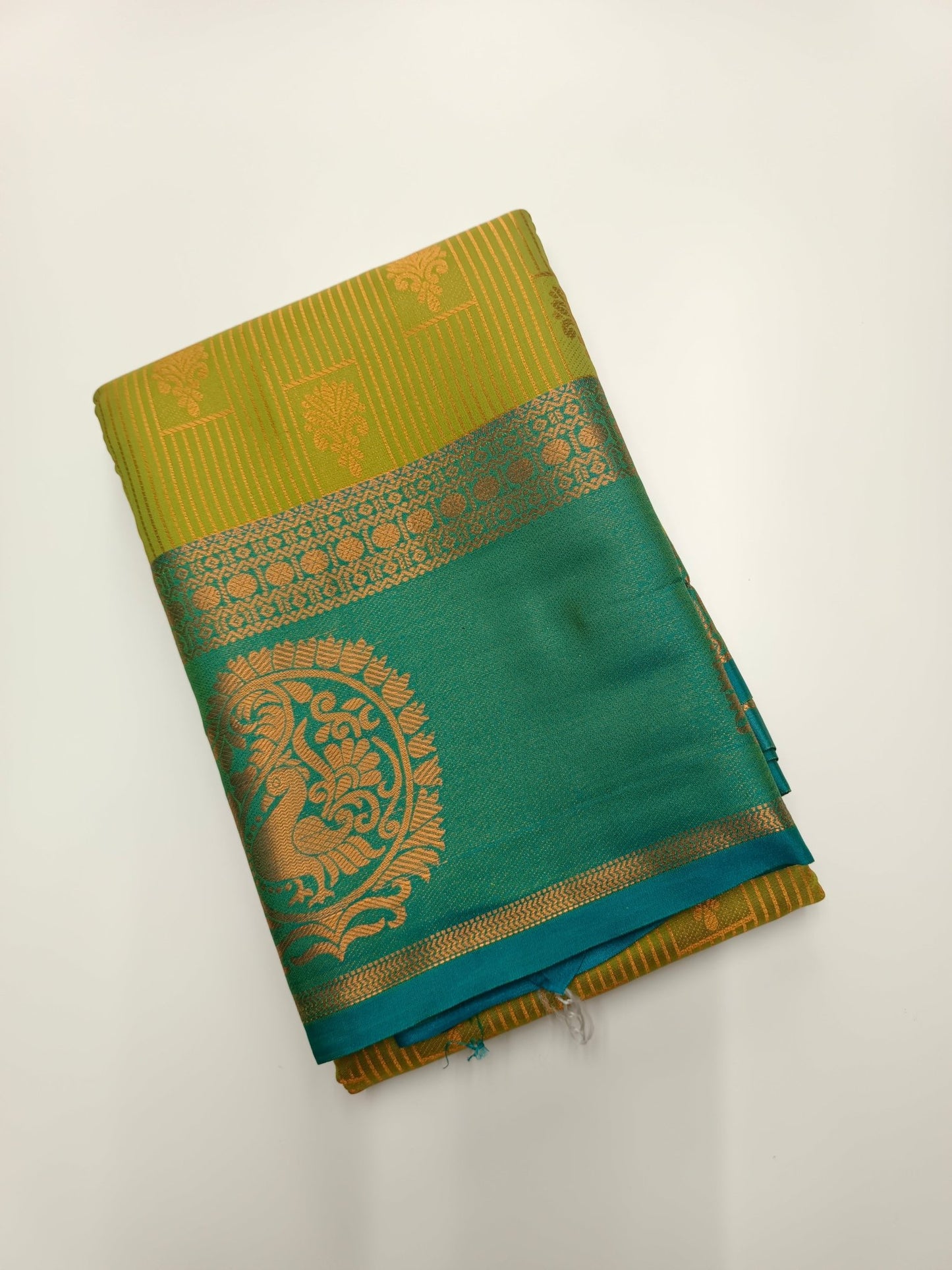 FANCY BROCADE SAREE - B S CHANNABASAPPA & SONS