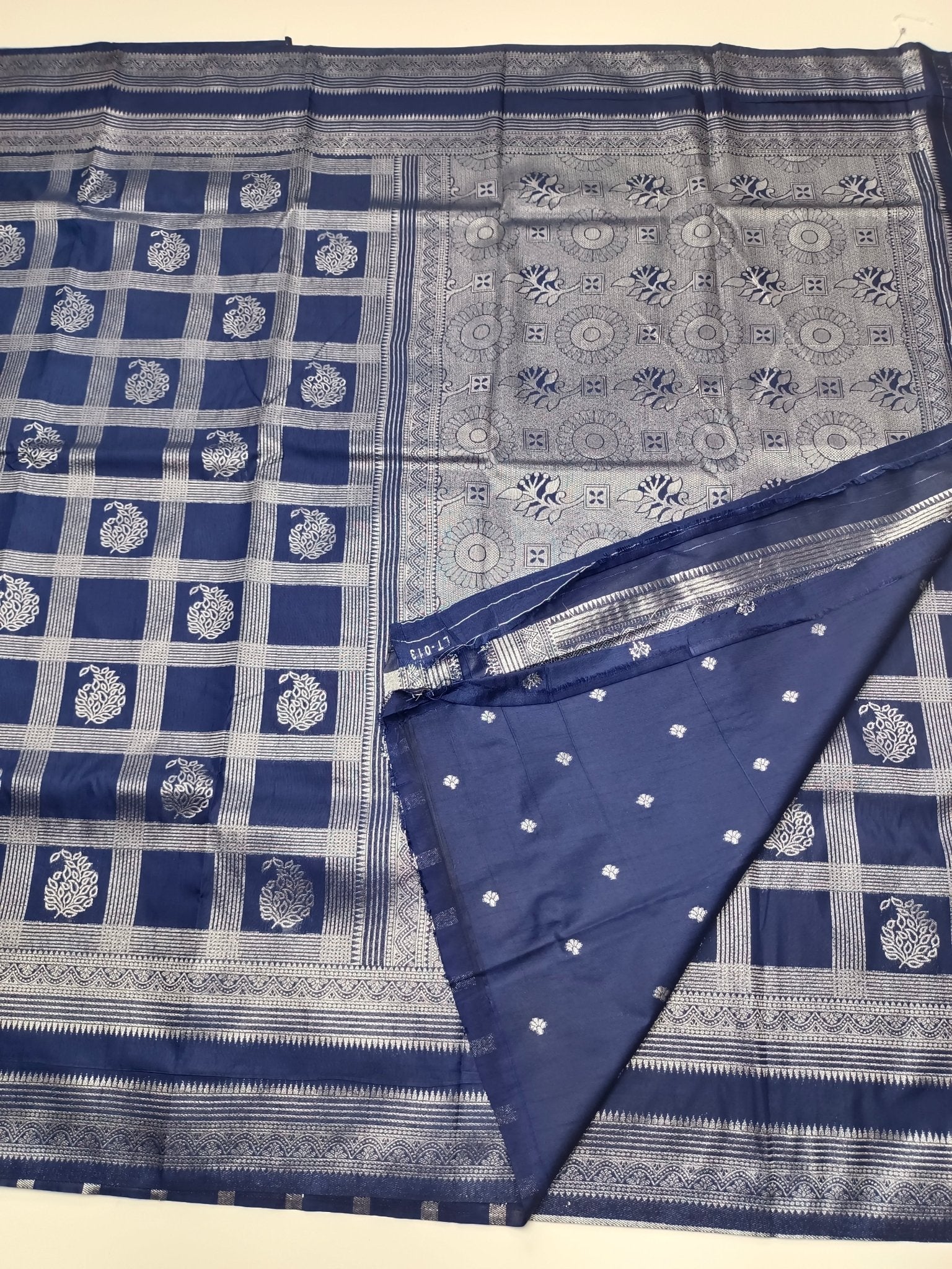 FANCY SOFT SILK SAREE - B S CHANNABASAPPA & SONS