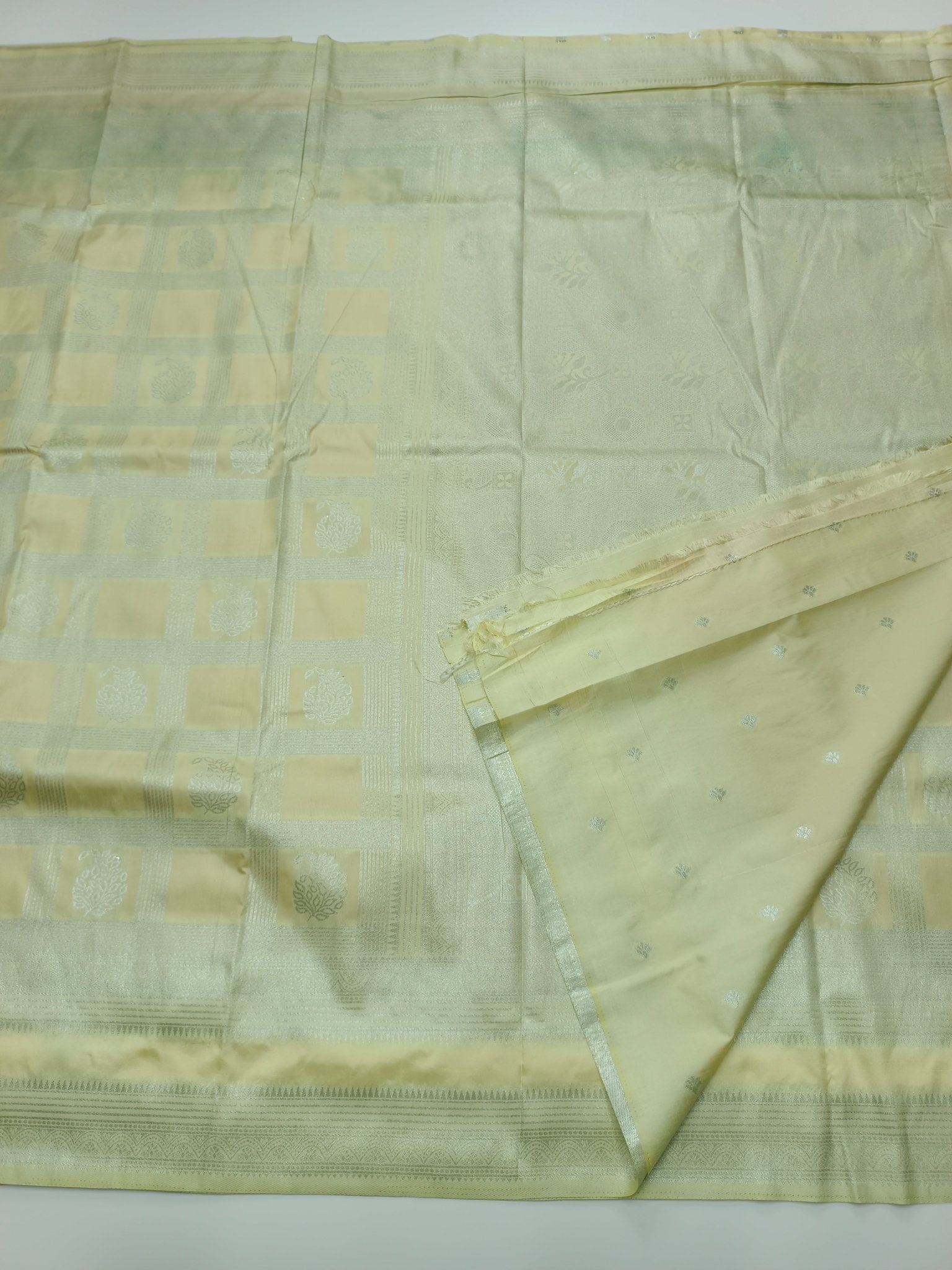 FANCY SOFT SILK SAREE - B S CHANNABASAPPA & SONS