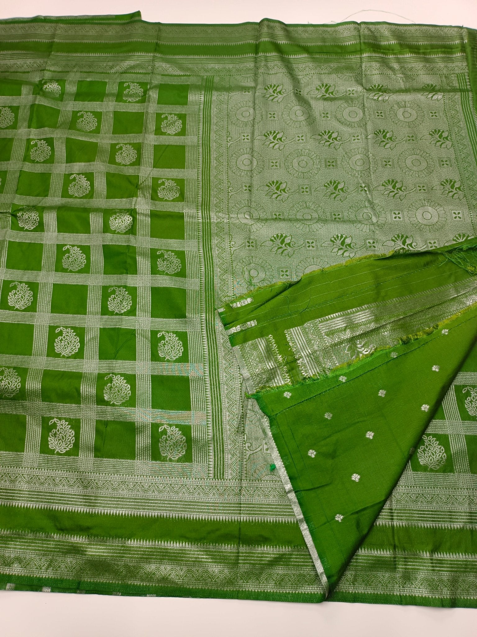 FANCY SOFT SILK SAREE - B S CHANNABASAPPA & SONS