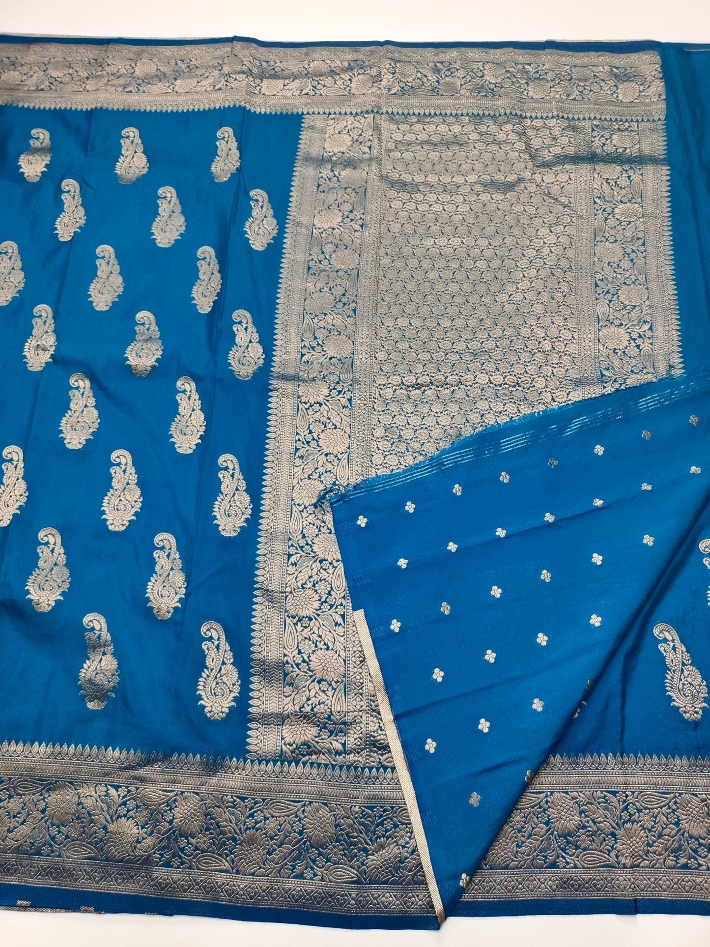 FANCY SOFT SILK SAREE - B S CHANNABASAPPA & SONS
