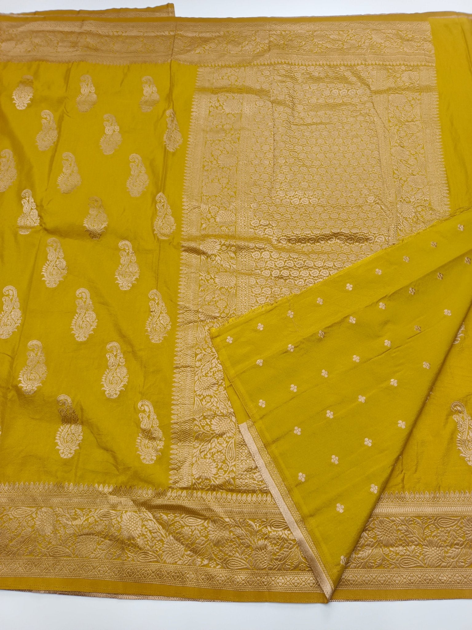 FANCY SOFT SILK SAREE - B S CHANNABASAPPA & SONS