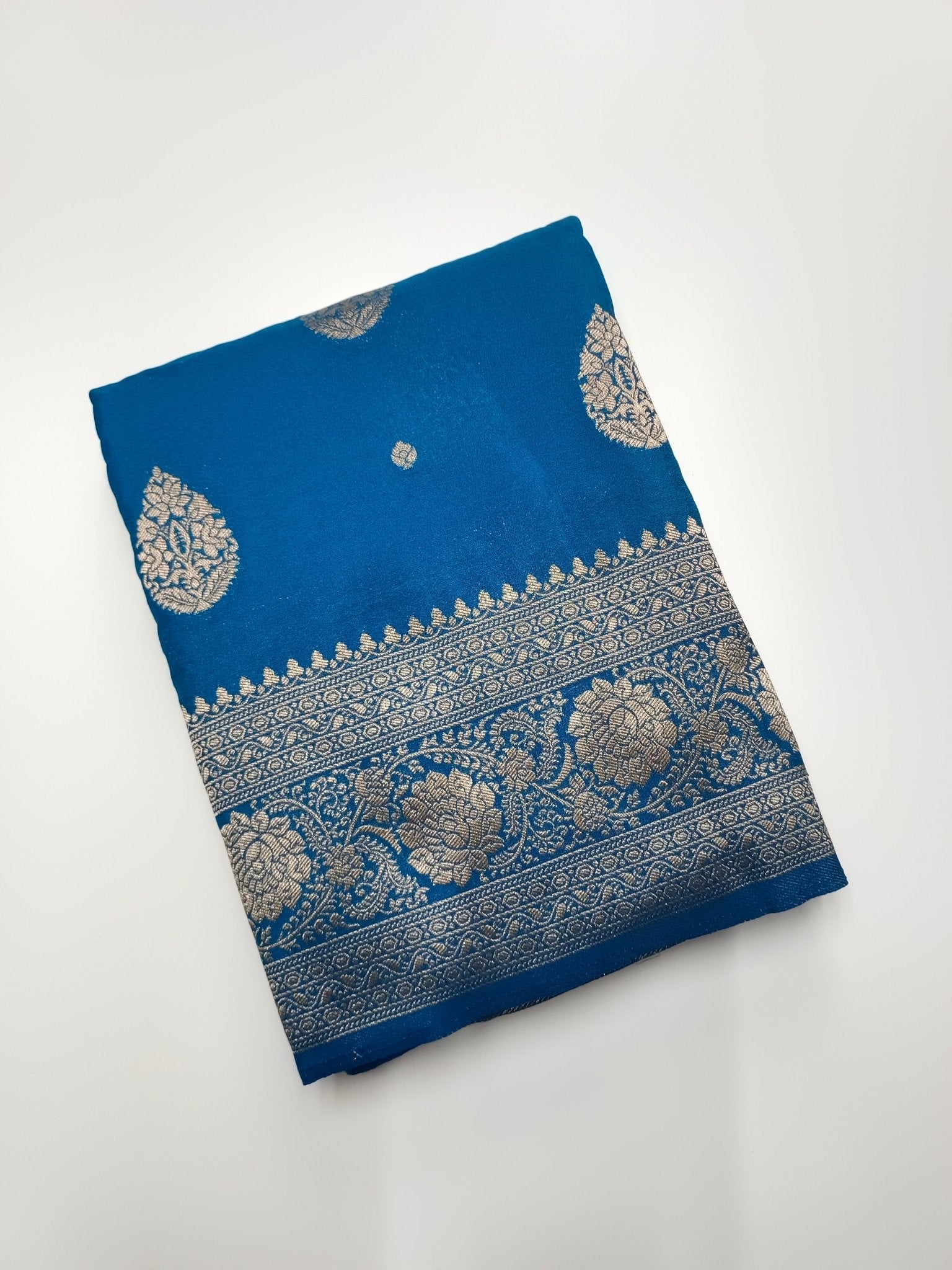FANCY SOFT SILK SAREE - B S CHANNABASAPPA & SONS
