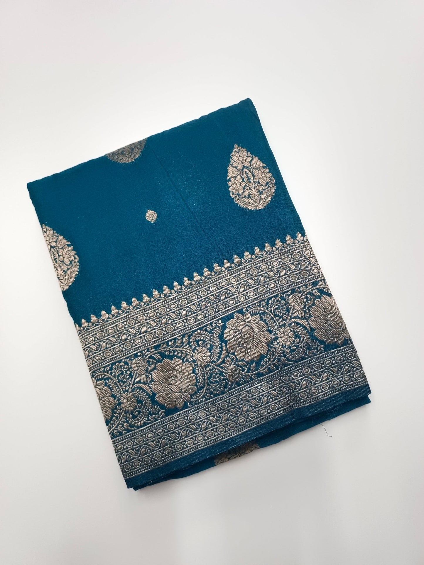FANCY SOFT SILK SAREE - B S CHANNABASAPPA & SONS