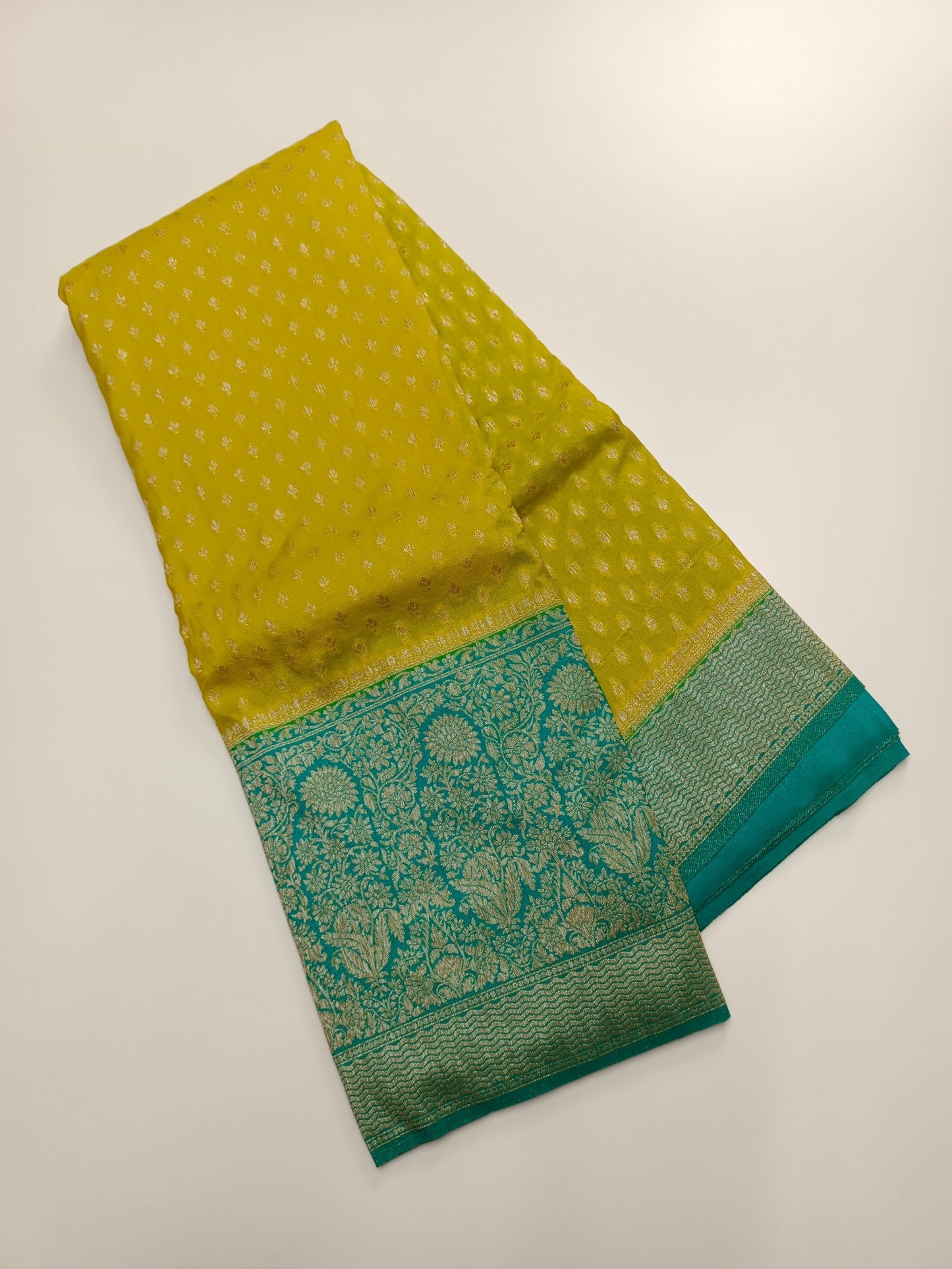 FANCY CHIFFON SAREE - B S CHANNABASAPPA & SONS
