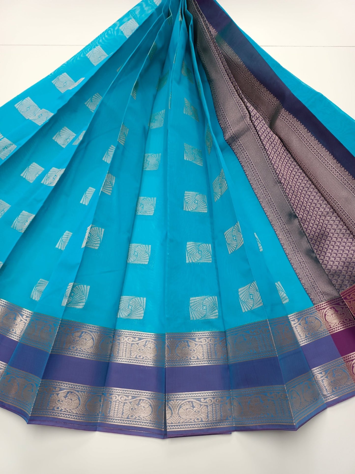 FANCY COTTON SAREE - B S CHANNABASAPPA & SONS