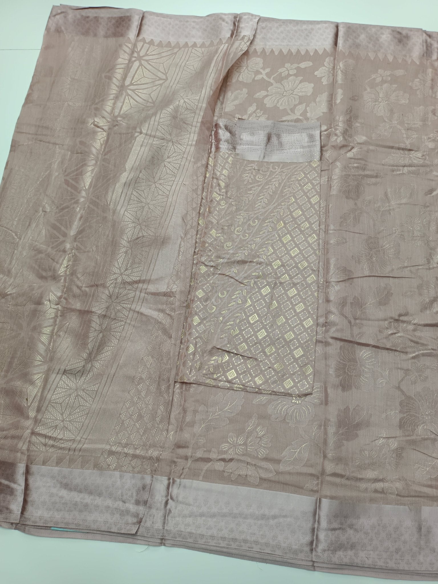 FANCY DOLA SILK SAREE - B S CHANNABASAPPA & SONS