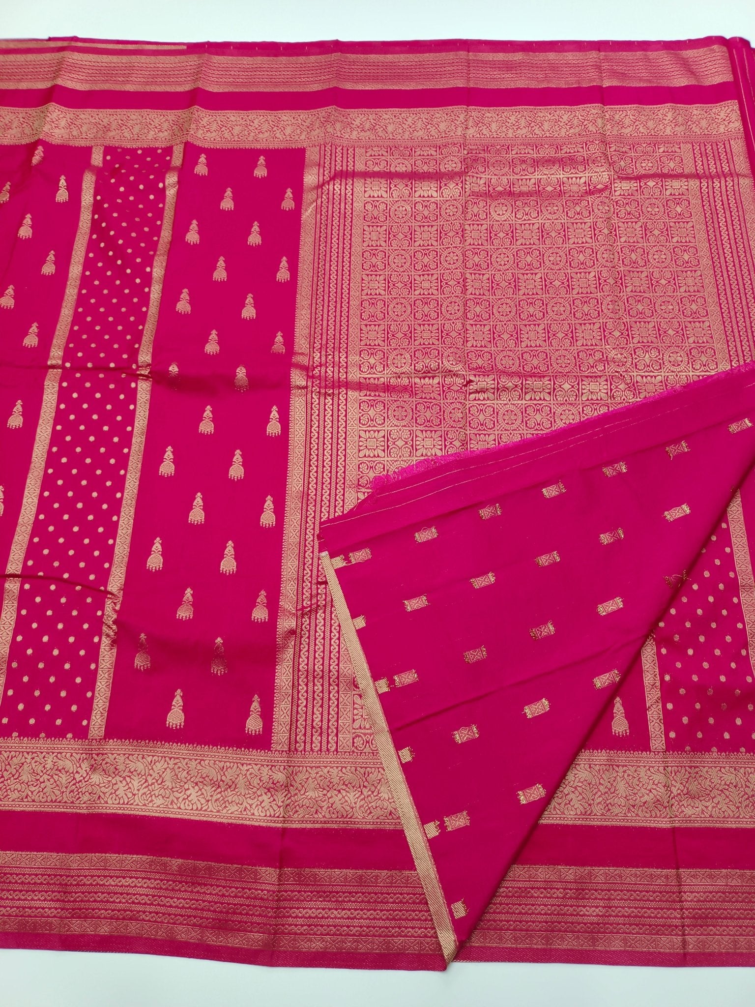 FANCY SOFT SILK SAREE - B S CHANNABASAPPA & SONS
